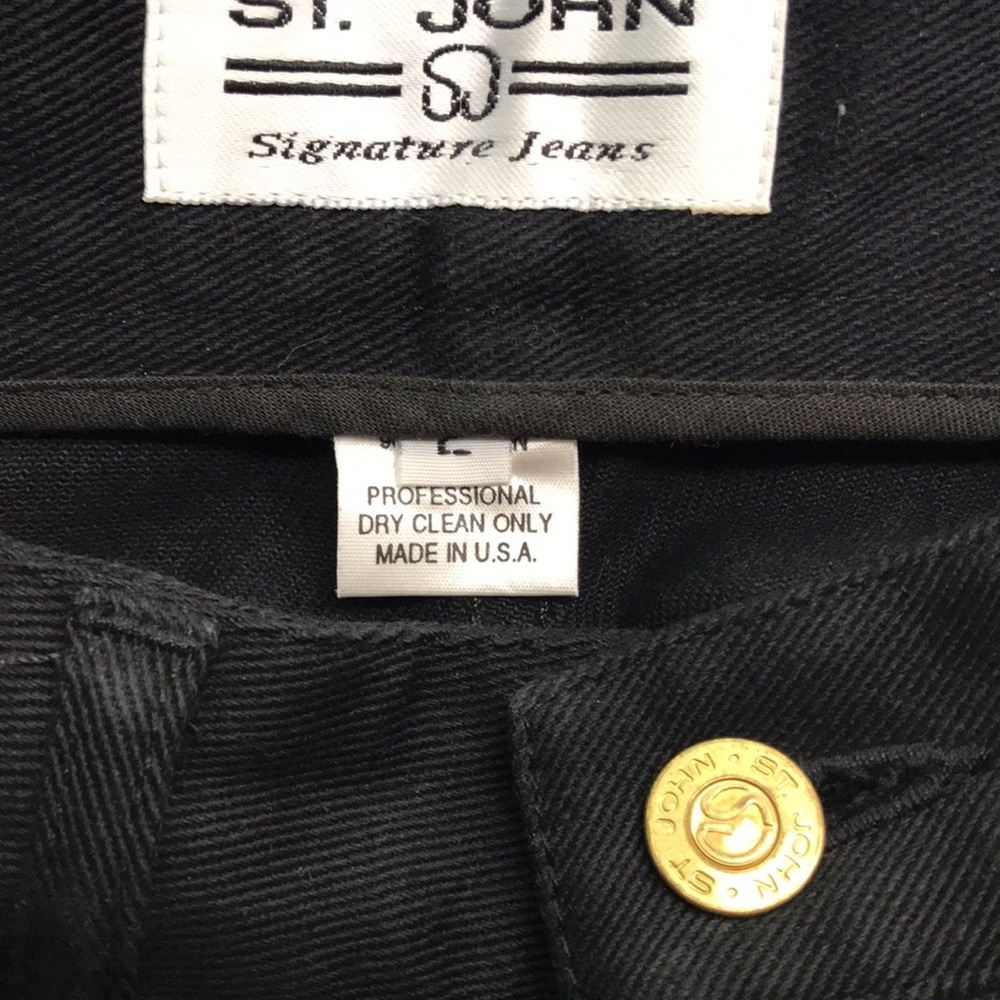 St. John Signature High Waist Jeans - Picture 5 of 6
